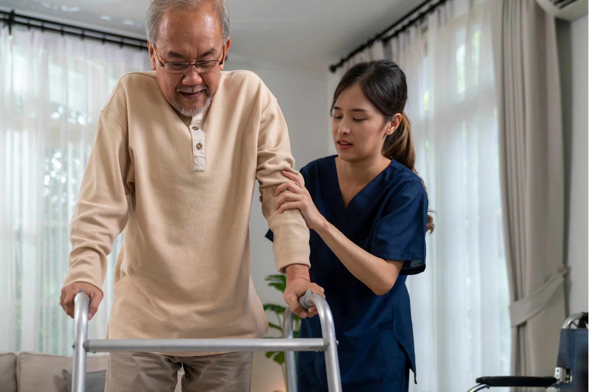 How Professional Home Care Benefits Individuals with Disabilities